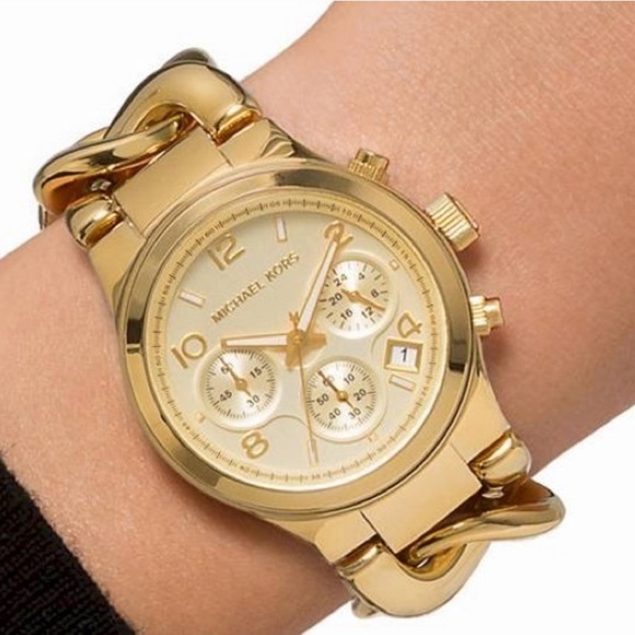Michael Kors Runway Twist Watch in Gold - Picture 5 of 7